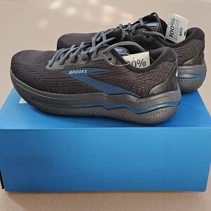 Brooks Ghost Max 2